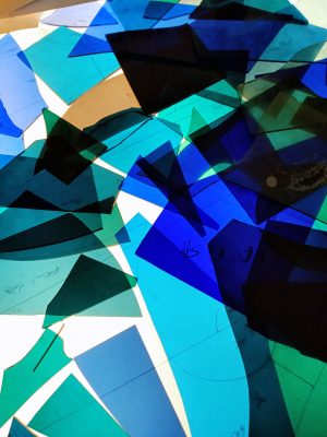 verres soufflés bleus